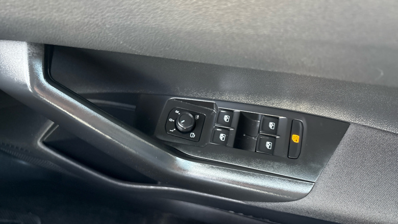 Volkswagen Polo 1.0 Life 5dr Petrol Hatchback